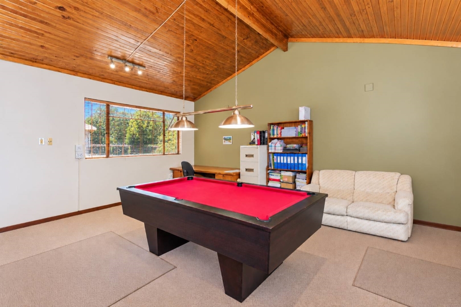 5 Bedroom Property for Sale in Schoemansville North West